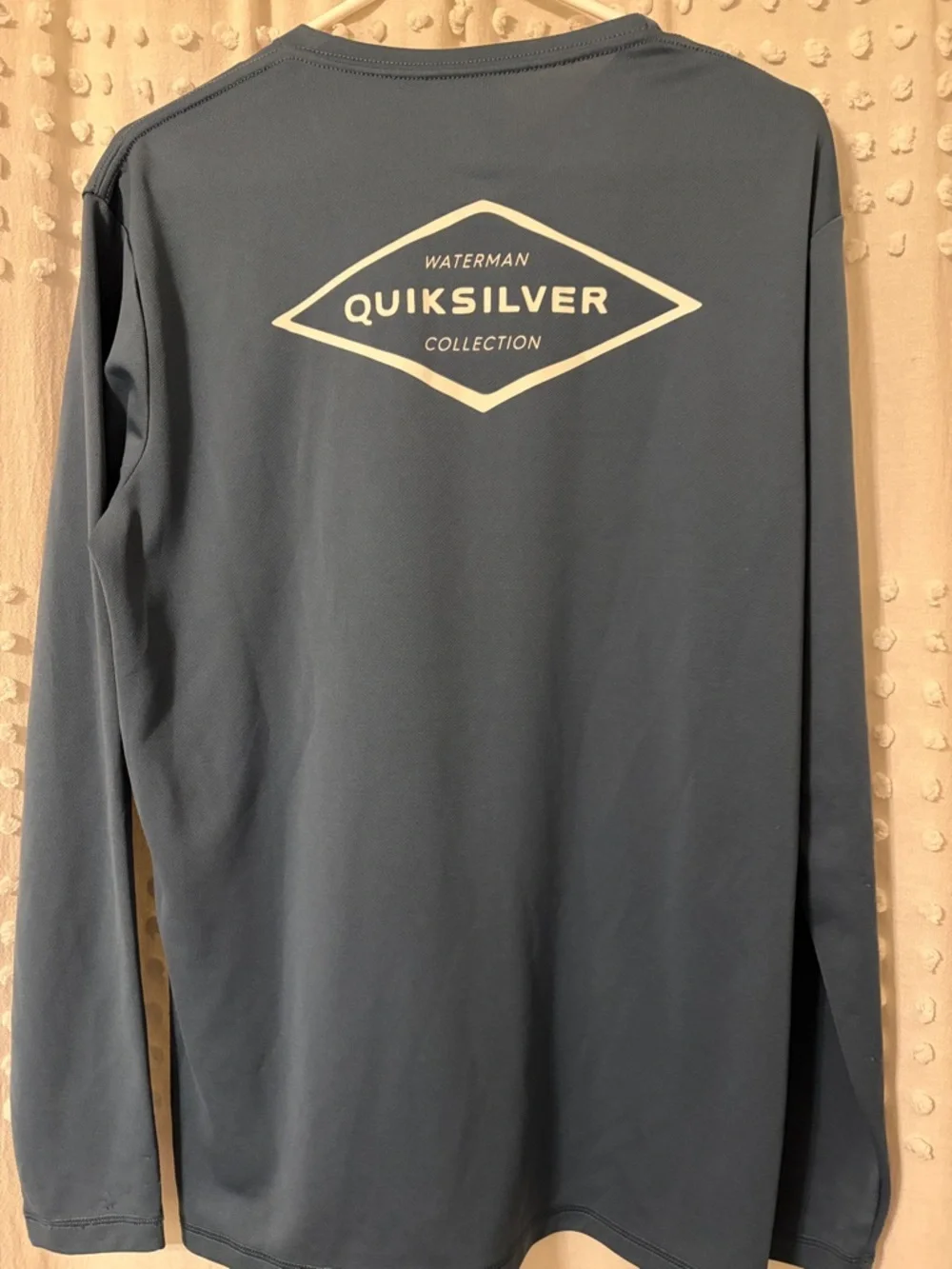Quiksilver Men's Long-Sleeve Crew in Slate Gray with Subtle Logo - Picture 4 of 6